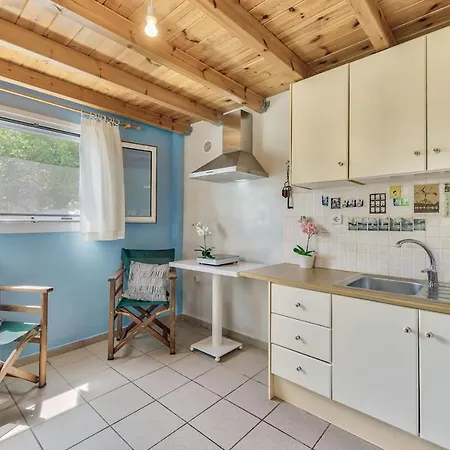 Kipi Village Holiday home *
